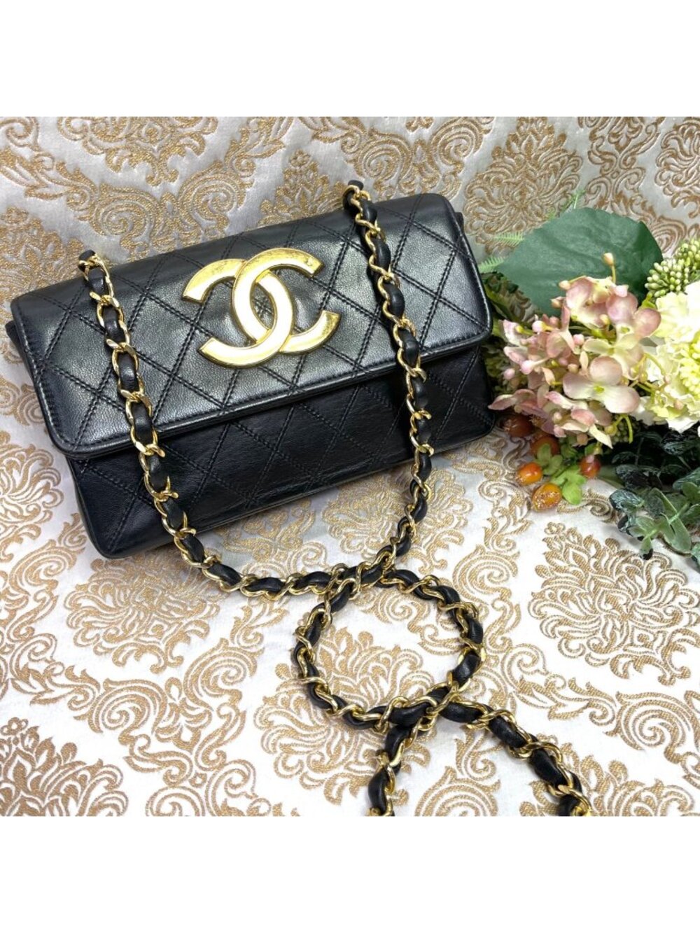 Chanel Vintage Quilted Jumbo CC Logo